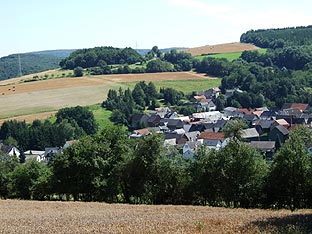 Blick ber den Stockerter Berg nach Langenbach